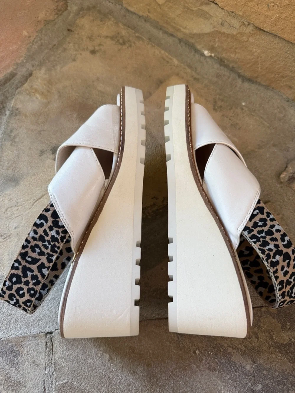 CECELIA NEW YORK comfortable white